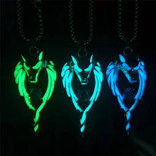 Load image into Gallery viewer, Glowing Wolf Necklace