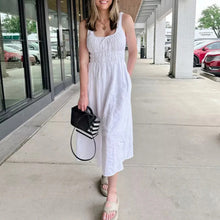 Load image into Gallery viewer, Women's Smocked Dress