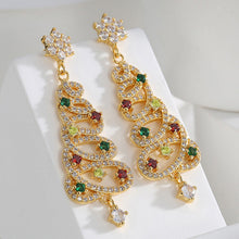 Load image into Gallery viewer, Shiny Christmas Tree Earrings
