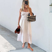 Load image into Gallery viewer, Women's Smocked Dress