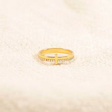 Load image into Gallery viewer, Never Quit Cross Ring