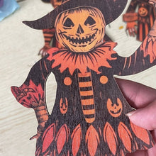 Load image into Gallery viewer, Halloween Vintage Bunting Wooden