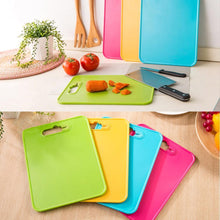 Load image into Gallery viewer, Plastic Chopping Board