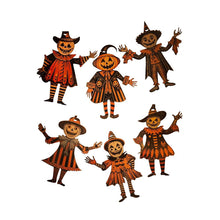 Load image into Gallery viewer, Halloween Vintage Bunting Wooden