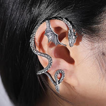 Load image into Gallery viewer, Dragon Cuff Earring