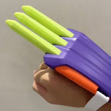 Load image into Gallery viewer, Radish Wolf Claw