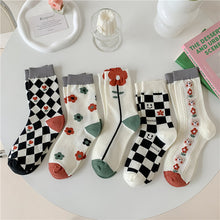 Load image into Gallery viewer, 3D Textured Floral Socks