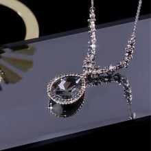 Load image into Gallery viewer, Super Sparkling Crystal Necklace