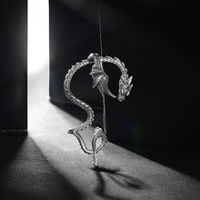Load image into Gallery viewer, Dragon Cuff Earring