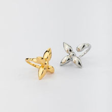 Load image into Gallery viewer, Four-Leaf Clover Ring