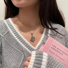 Load image into Gallery viewer, Openable Book Necklace