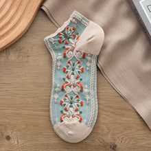 Load image into Gallery viewer, Vintage Embossed Cotton Socks