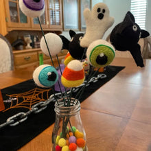 Load image into Gallery viewer, Halloween Monster Øyeballer i Filt