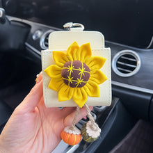 Load image into Gallery viewer, Car Vent Organizer Flower Case
