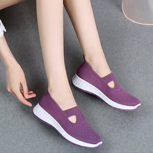 Load image into Gallery viewer, Breathable Soft Sole Casual Shoes