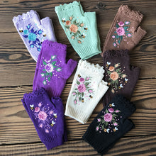 Load image into Gallery viewer, Hand Embroidered Gloves