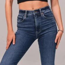 Load image into Gallery viewer, Ultra High Rise Stretch Flare Jean
