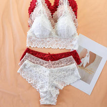 Load image into Gallery viewer, Women's Contrast Lace Wireless Bra &amp; Bow Decor Panty Set