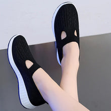 Load image into Gallery viewer, Breathable Soft Sole Casual Shoes