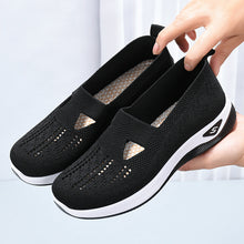 Load image into Gallery viewer, Breathable Soft Sole Casual Shoes
