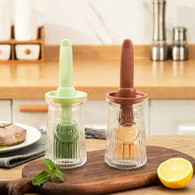 Load image into Gallery viewer, 2 In 1 Oil Brush Bottle