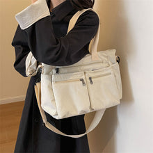 Load image into Gallery viewer, Ensfarget kordfløyel totebag