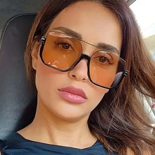 Load image into Gallery viewer, Summer Vintage Trendy Sunglasses