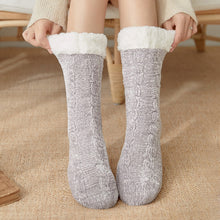 Load image into Gallery viewer, Twisted Floor Socks