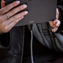 Load image into Gallery viewer, Magnetic Anti-tangle Cable
