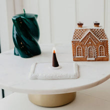 Load image into Gallery viewer, Gingerbread House Incense Burner