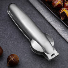 Load image into Gallery viewer, Protable Nutcracker Chestnut Clip