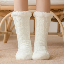 Load image into Gallery viewer, Twisted Floor Socks