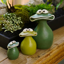 Load image into Gallery viewer, Frog Yard kunstdekorasjoner