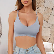 Load image into Gallery viewer, Women's Solid Scallop Trim Wireless Push Up Bra