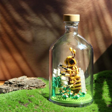 Load image into Gallery viewer, Insect Collection Building Blocks with Glass Display Bottle