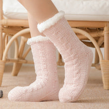 Load image into Gallery viewer, Twisted Floor Socks