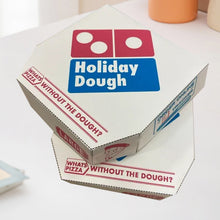 Load image into Gallery viewer, Pengeholder av pizzadeig i miniformat