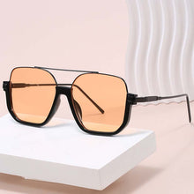 Load image into Gallery viewer, Summer Vintage Trendy Sunglasses