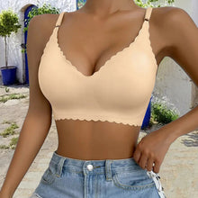 Load image into Gallery viewer, Women's Solid Scallop Trim Wireless Push Up Bra