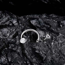Load image into Gallery viewer, Zirkonia Hestesko Ring med Gjengede Stener for Piercinger