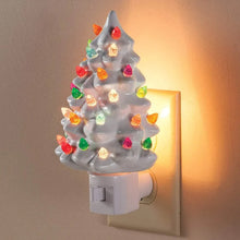 Load image into Gallery viewer, Christmas Tree Night Light 🎄