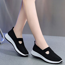 Load image into Gallery viewer, Breathable Soft Sole Casual Shoes