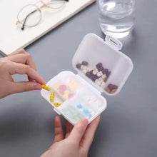 Load image into Gallery viewer, Portable Daily Pill Case