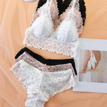 Load image into Gallery viewer, Women's Contrast Lace Wireless Bra &amp; Bow Decor Panty Set