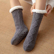 Load image into Gallery viewer, Twisted Floor Socks