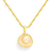 Load image into Gallery viewer, Vintage Mermaid Pearl Shell Necklace