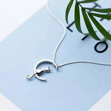 Load image into Gallery viewer, Cat pendant necklace