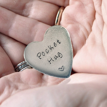 Load image into Gallery viewer, Handmade Heart Pocket Hug Token(3 PCS)
