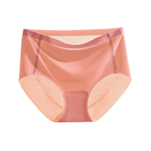 Load image into Gallery viewer, Women's Seamless Ice Silk Antibacterial Panties