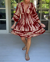 Load image into Gallery viewer, V neck three quarter sleeve dress